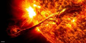 عاصفة شمس تقترب من الأرض.. وعلماء يحددون السيناريو الأسوأ